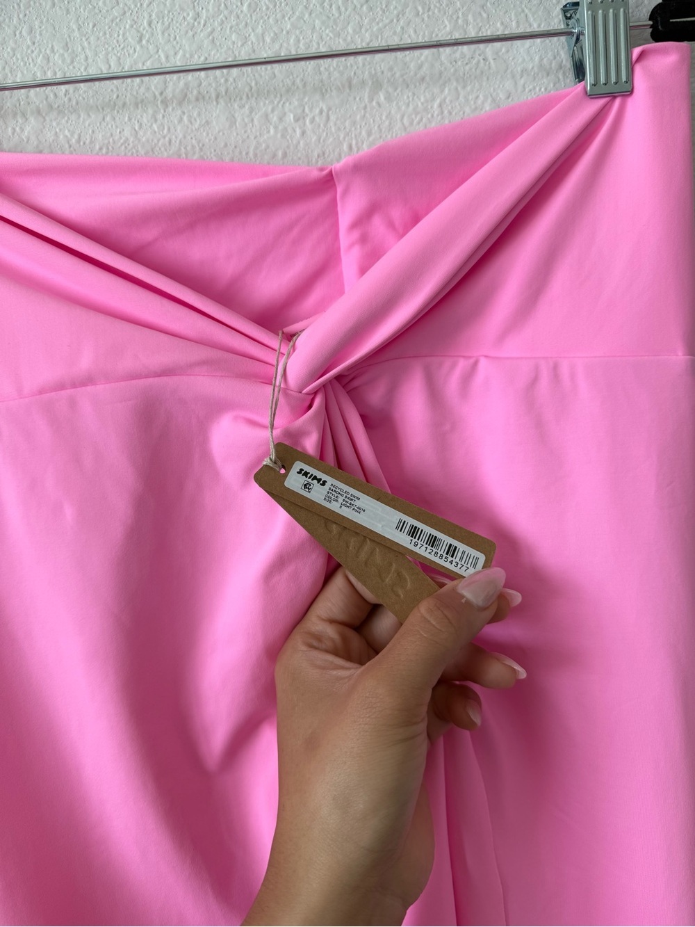 NWT SKIMS SKIRT - Picture 6 of 9